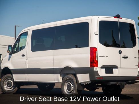 Used 2025 Mercedes-Benz Sprinter 2500 image 9