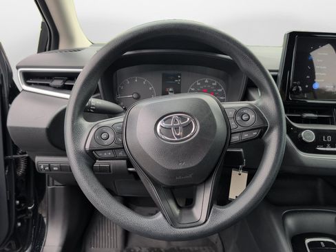 Used 2024 Toyota Corolla LE FWD image 13