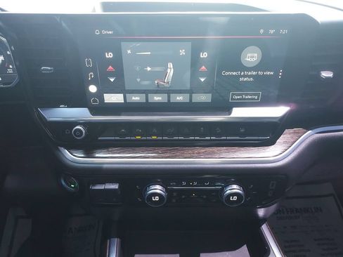 Used 2022 GMC Sierra 1500 Elevation w/ Elevation Premium Package AWD/4WD image 24