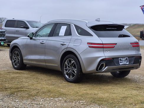 Used 2025 Genesis GV70 2.5T w/ Select Package image 5