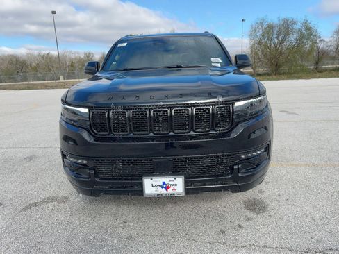 New 2025 Jeep Wagoneer L Series II w/ Convenience Group I AWD/4WD image 7