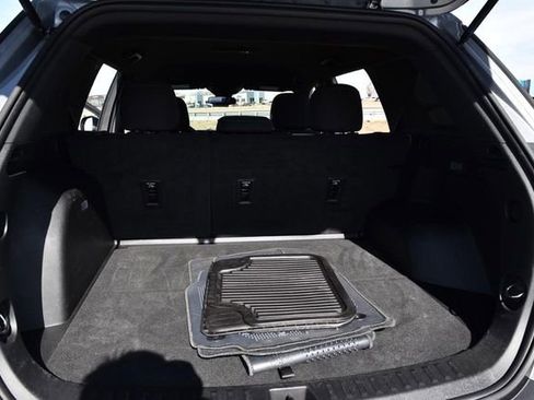 Used 2025 Chevrolet Equinox LT image 22