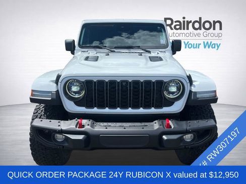 Used 2024 Jeep Wrangler Unlimited Rubicon AWD/4WD image 2