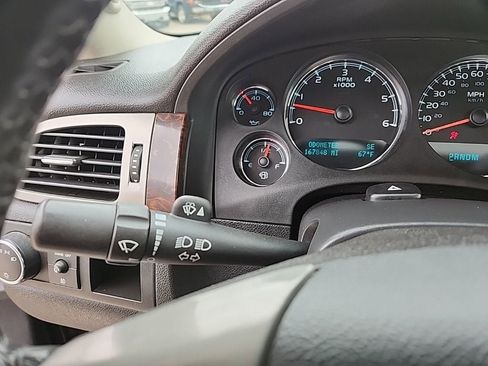 Used 2011 GMC Sierra 1500 Denali AWD/4WD image 13