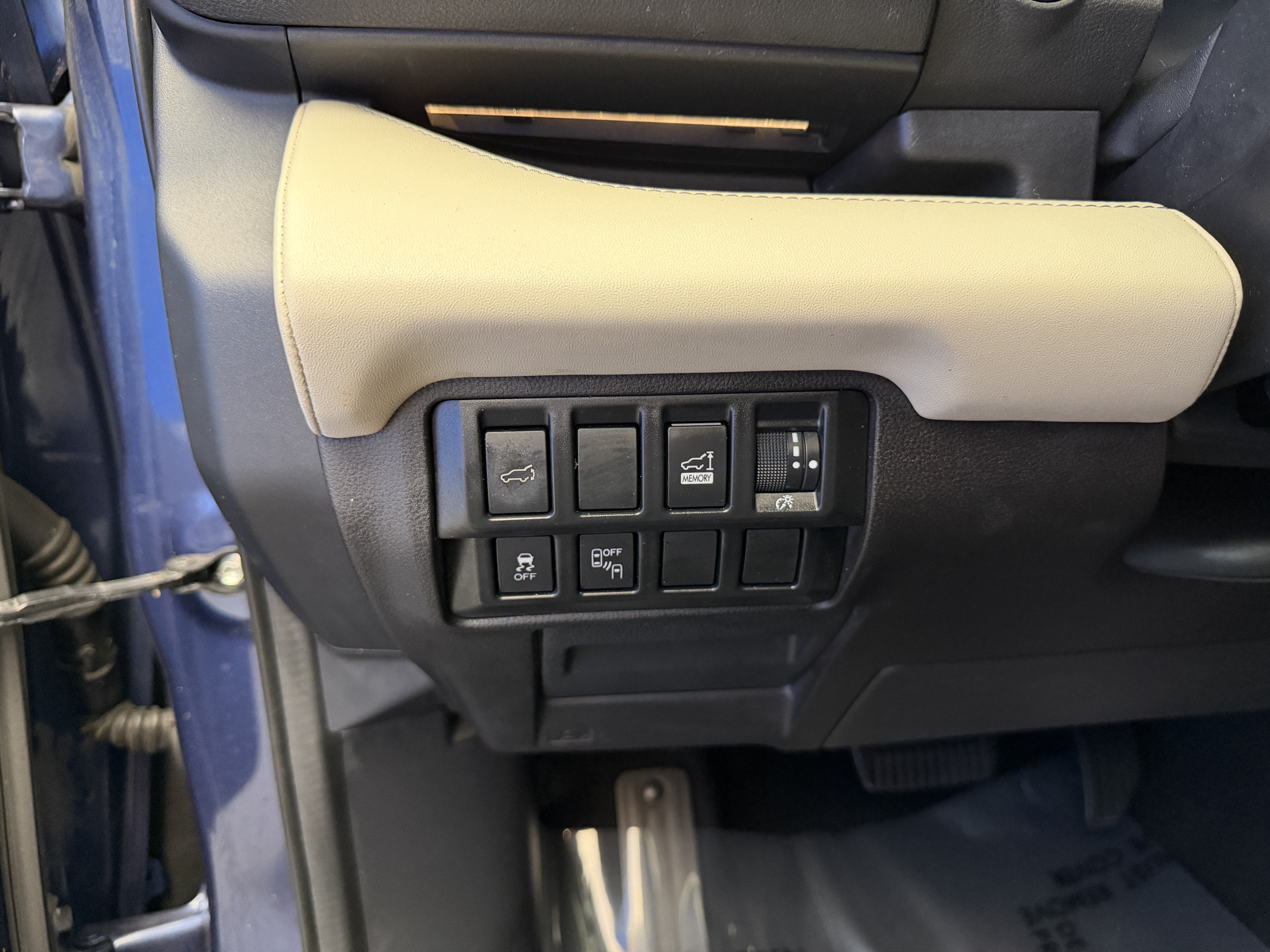 Used 2019 Subaru Ascent Touring AWD/4WD image 15