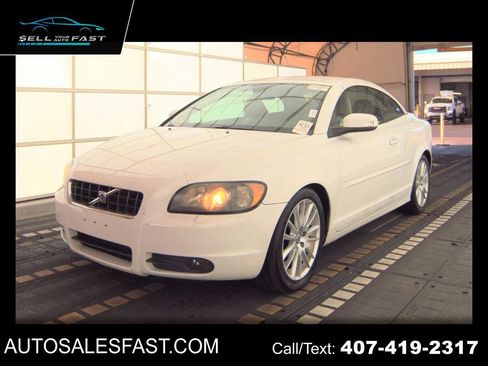 Used 2008 Volvo C70 T5 image 1