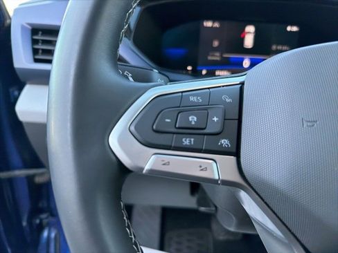 Used 2022 Volkswagen Taos SE w/ Panoramic Sunroof Package image 22