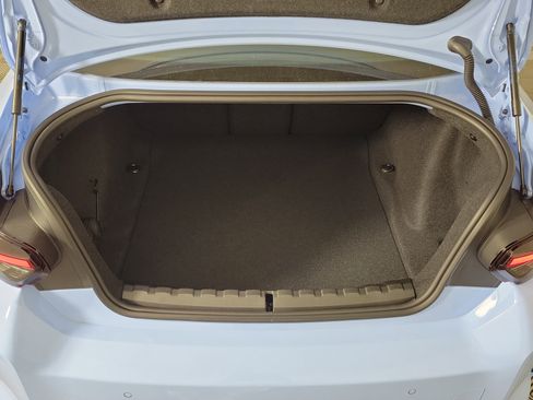 Used 2026 BMW M2 w/ Lighting Package image 25