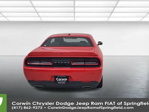Certified 2022 Dodge Challenger SXT image 13