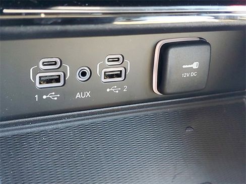 New 2025 Jeep Grand Cherokee L Altitude image 30