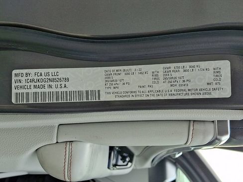 Used 2022 Jeep Grand Cherokee L Overland w/ Luxury Tech Group IV AWD/4WD image 28