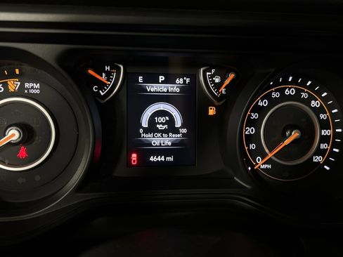 Used 2025 Jeep Gladiator Sport image 20