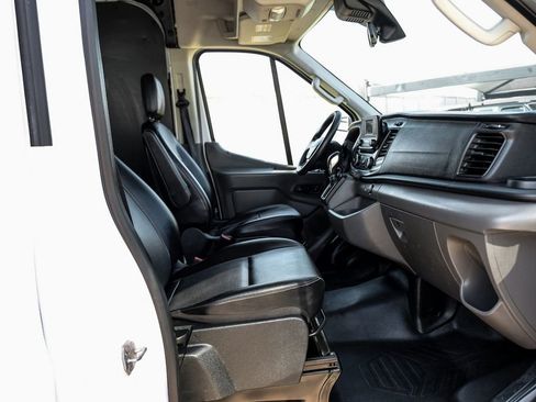 Used 2020 Ford Transit 250 Medium Roof w/ Load Area Protection Package image 32