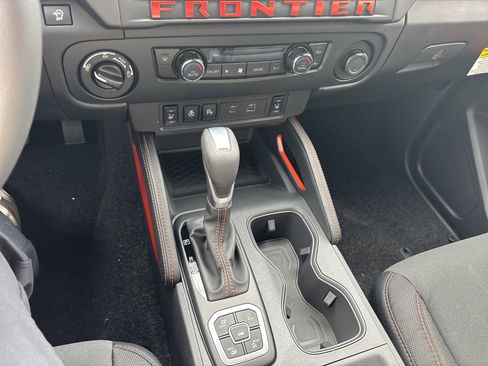 New 2026 Nissan Frontier PRO-4X w/ Tow Package AWD/4WD image 22
