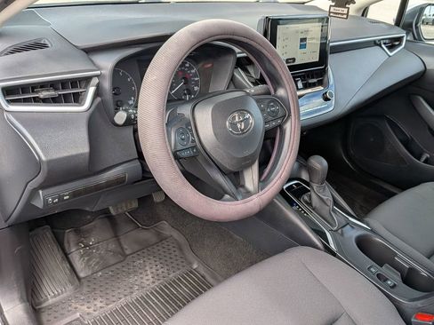 Used 2024 Toyota Corolla LE FWD image 31