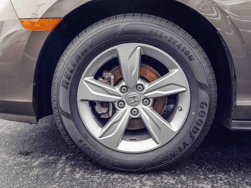 Used 2018 Honda Odyssey EX-L image 19