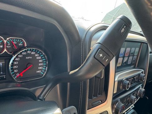 Used 2019 GMC Sierra 2500 SLT image 22