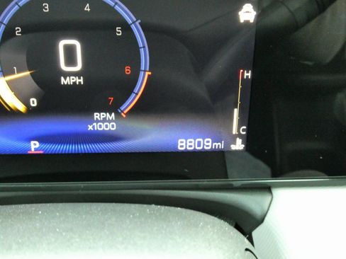 Certified 2025 Chevrolet TrailBlazer LT w/ Convenience Package image 30