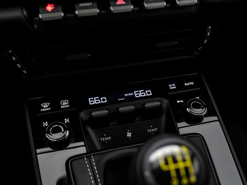 Used 2026 Porsche 911 GT3 RWD image 29