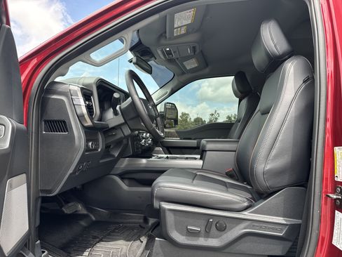 Used 2025 Ford F350 Lariat w/ Chrome Package AWD/4WD image 17