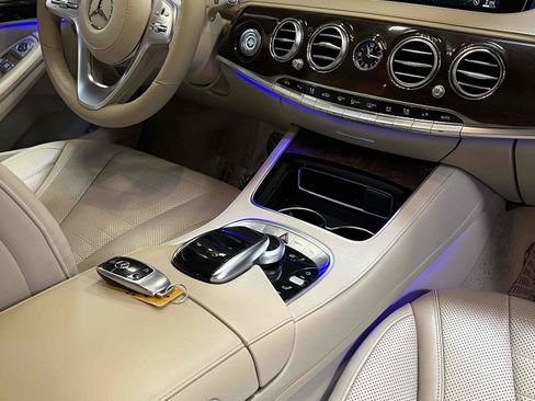 Used 2019 Mercedes-Benz S 560 Sedan image 47