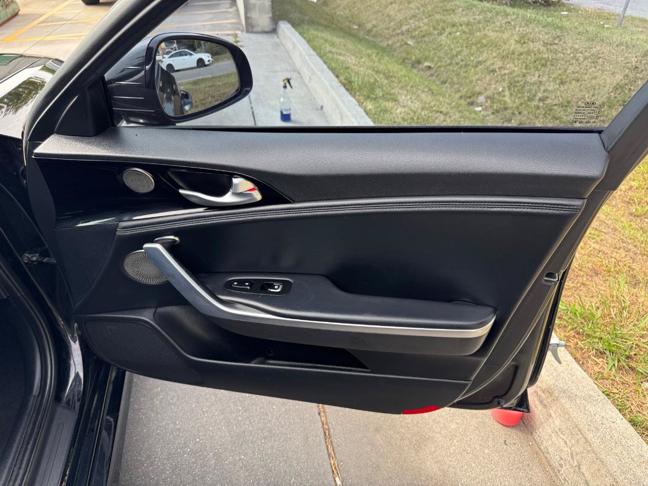 Used 2018 Kia Stinger Premium RWD image 21