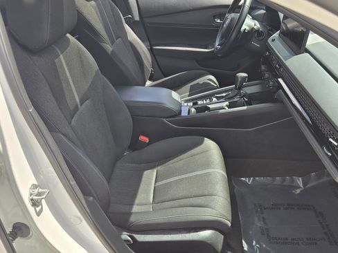 Used 2023 Honda Accord Sport image 17