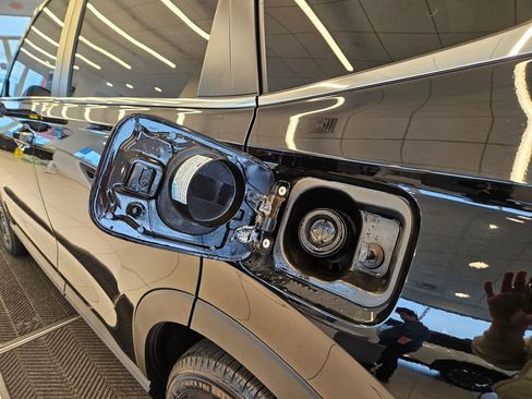 Used 2024 Honda CR-V Sport Touring image 32