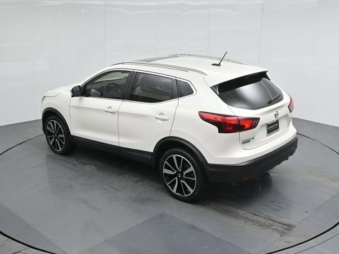 Used 2019 Nissan Rogue Sport SL w/ Premium Package image 43