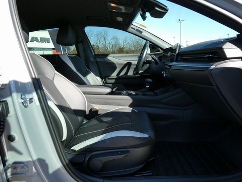 Used 2025 Kia K5 GT-Line image 13