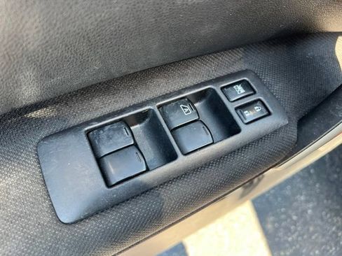 Used 2015 Nissan Rogue S w/ Convenience Package AWD/4WD image 24