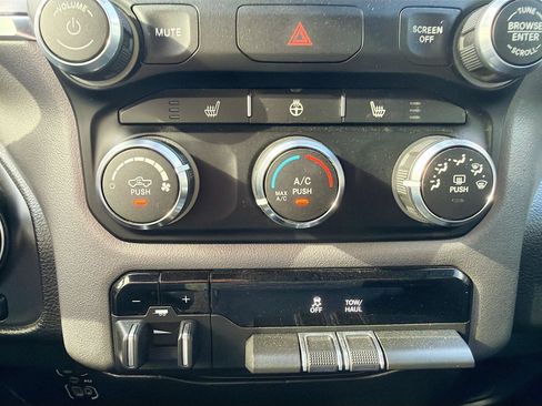 Used 2024 RAM 1500 Big Horn AWD/4WD image 20