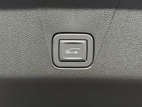 New 2026 GMC Yukon XL Denali w/ Sun & Power Step Package image 24