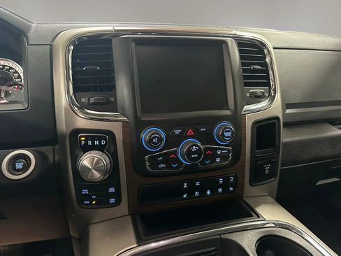 Used 2017 RAM 1500 Laramie w/ Convenience Group AWD/4WD image 18