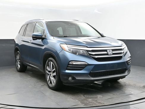 Used 2018 Honda Pilot Touring image 9