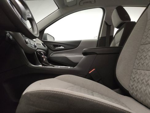 Used 2024 Chevrolet Equinox LS FWD image 17