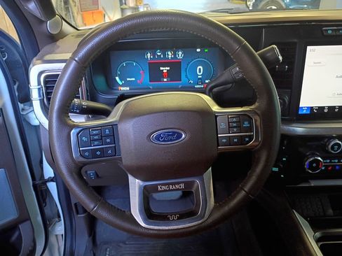 Used 2023 Ford F350 King Ranch AWD/4WD image 28