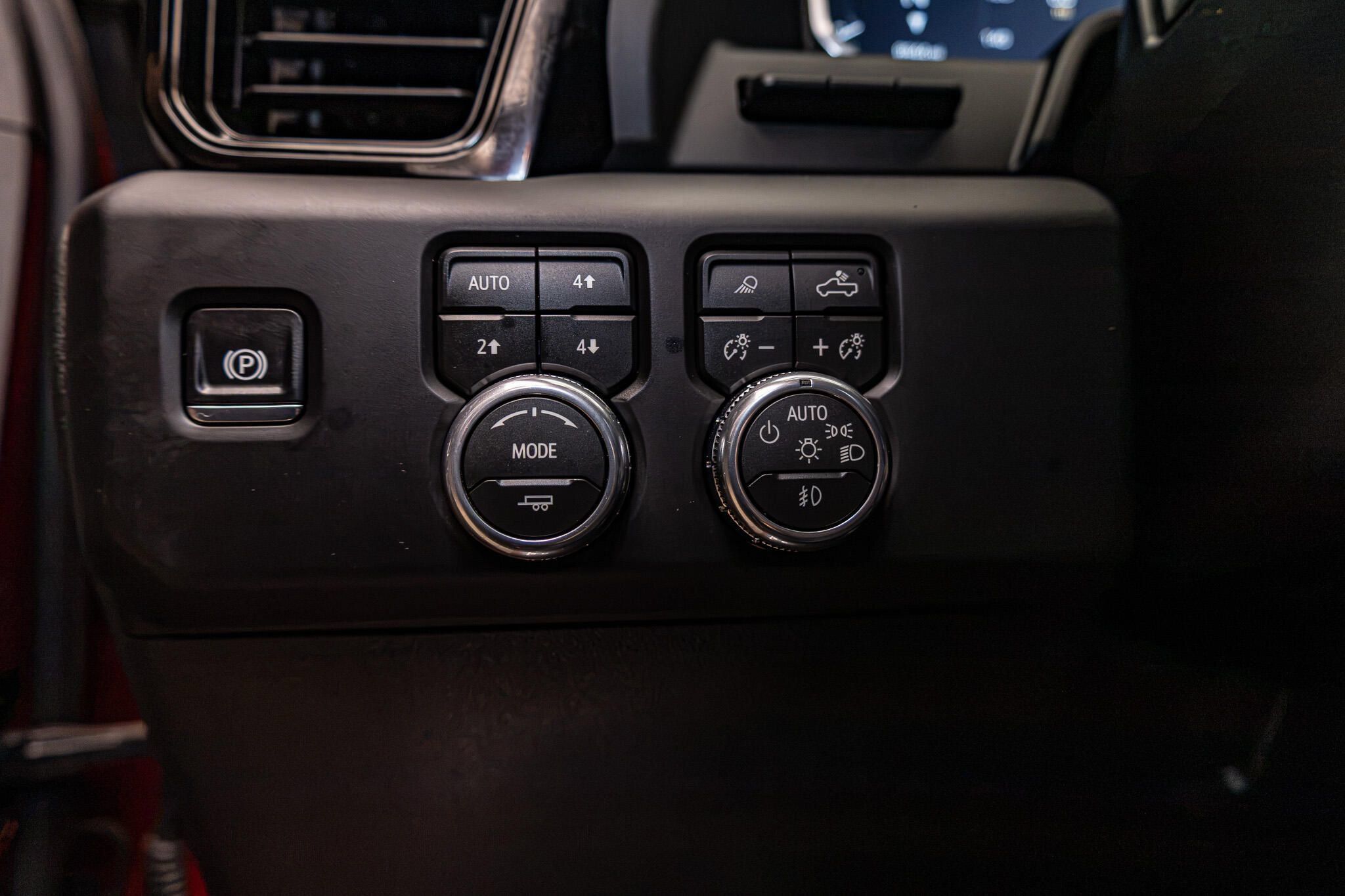 Used 2026 GMC Sierra 2500 AT4 w/ AT4 Premium Plus Package AWD/4WD image 17