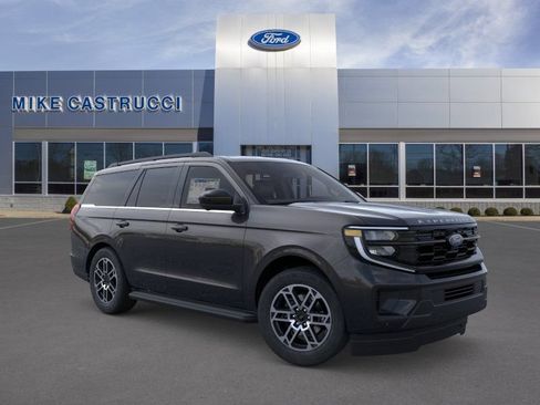 New 2026 Ford Expedition Active AWD/4WD image 7