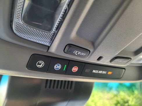 Used 2025 Chevrolet Silverado 1500 LT RWD image 25
