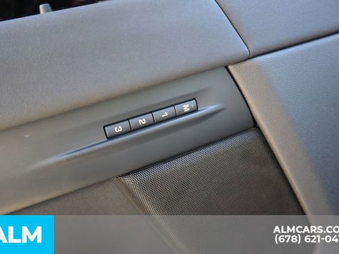 Used 2024 Land Rover Range Rover Evoque Dynamic SE image 15