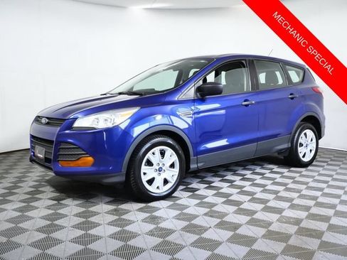 Used 2015 Ford Escape S FWD image 5