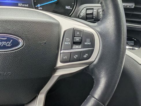 Used 2023 Ford Explorer XLT w/ Equipment Group 202A AWD/4WD image 14