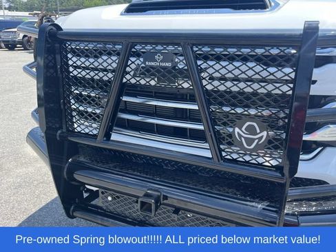 Used 2025 Chevrolet Silverado 3500 High Country w/ High Country Premium Package AWD/4WD image 10