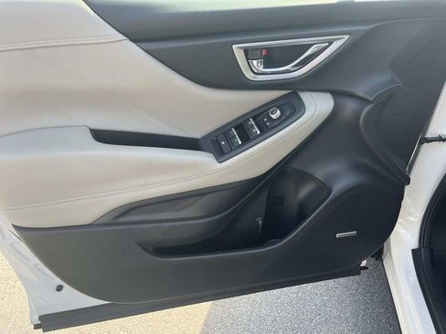 Used 2020 Subaru Forester Limited w/ Popular Package #3 image 30