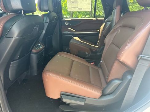 New 2026 Lincoln Navigator Reserve AWD/4WD image 20