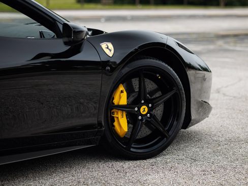 Used 2012 Ferrari 458 Italia Coupe RWD image 20
