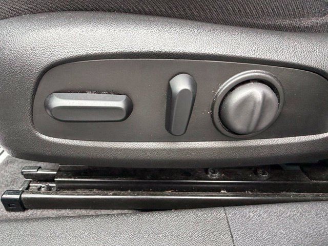 Used 2021 Chevrolet Malibu RS FWD image 25