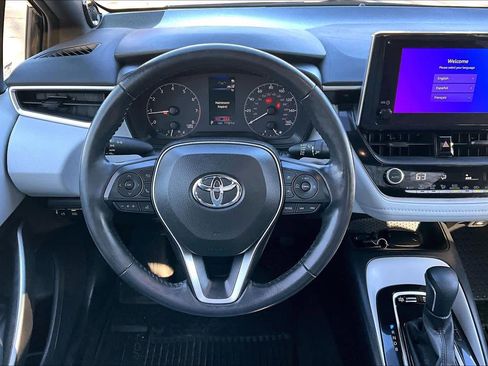 Used 2023 Toyota Corolla SE w/ SE Premium Package image 6