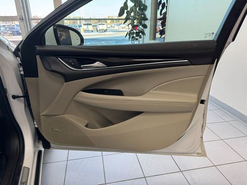 Used 2017 Buick LaCrosse Essence w/ Dynamic Driver Package image 18